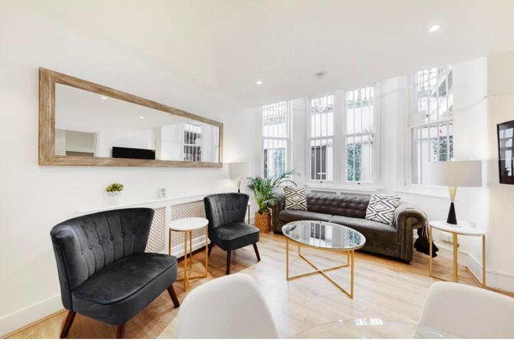 Апартаменты Central Kensington Apartment *