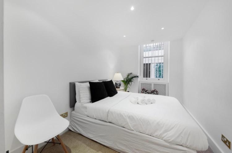 Central Kensington Apartment Апартаменты *